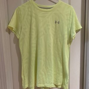 Under Armour T-shirt